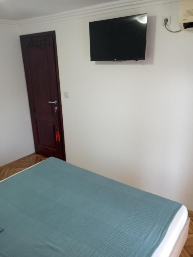 Airport Md Rooms Belgrade Extérieur photo