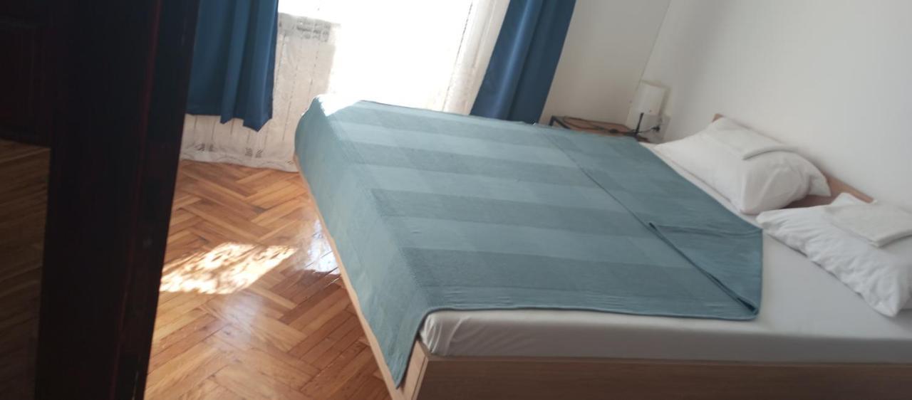 Airport Md Rooms Belgrade Extérieur photo